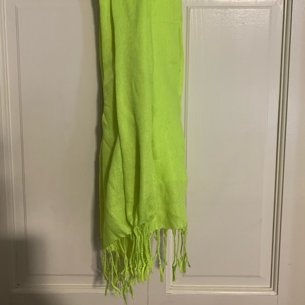 neon green scarf